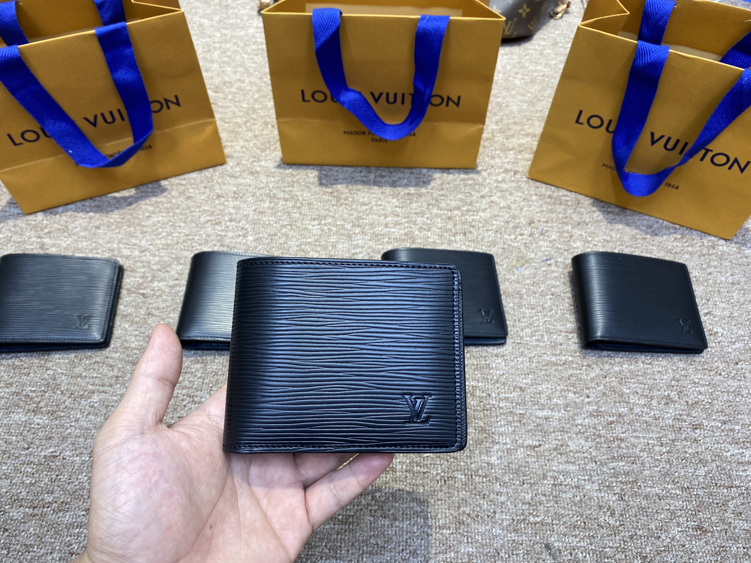 Ví Ngắn Lv EPI - LSH